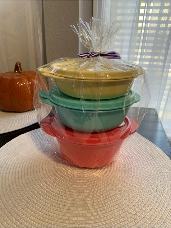 Tupperware Other - 💛💚❤️Tupperware Stackable Mixing Bowl Set - Yellow, Teal, Coral 💛💚❤️